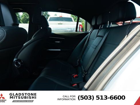 Used 2023 Mercedes-Benz C 300 Sedan image 21