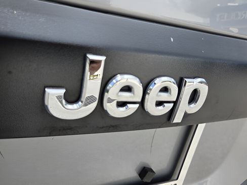 Used 2016 Jeep Compass Sport FWD image 29