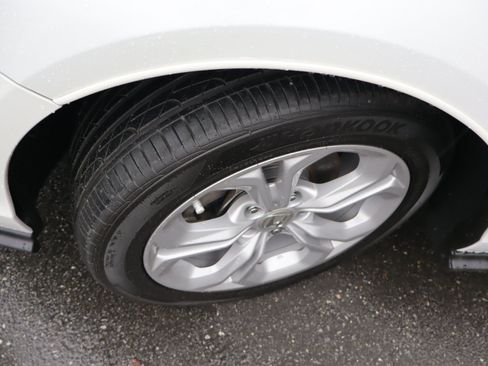 Used 2023 Honda Accord LX image 39
