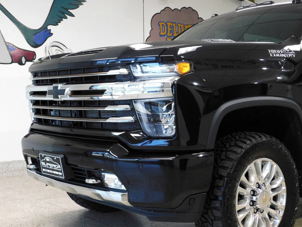 Used 2021 Chevrolet Silverado 2500 High Country w/ Z71 Off-Road Package AWD/4WD image 17