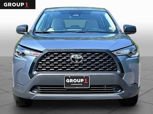 Used 2023 Toyota Corolla Cross L FWD image 4