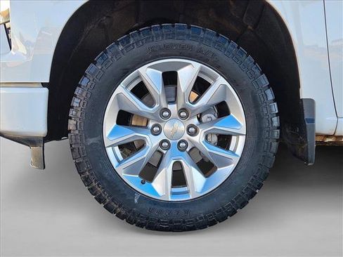 Certified 2024 Chevrolet Silverado 1500 Custom image 21