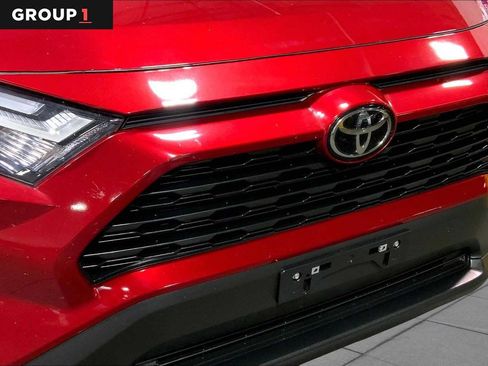 Used 2023 Toyota RAV4 LE AWD/4WD image 30