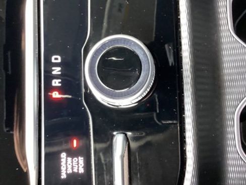 Certified 2023 Jeep Grand Cherokee Limited image 34