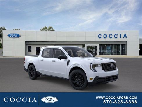 New 2025 Ford Maverick Lariat w/ Black Appearance Package image 7