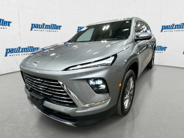 Used 2026 Buick Enclave Preferred w/ Power Package FWD image 1
