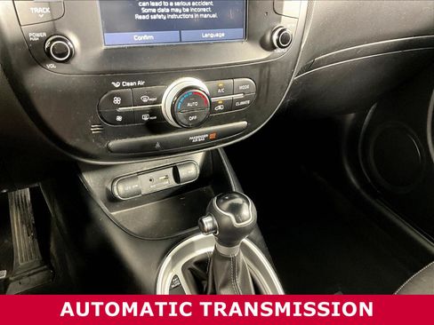 Used 2018 Kia Soul + FWD image 14