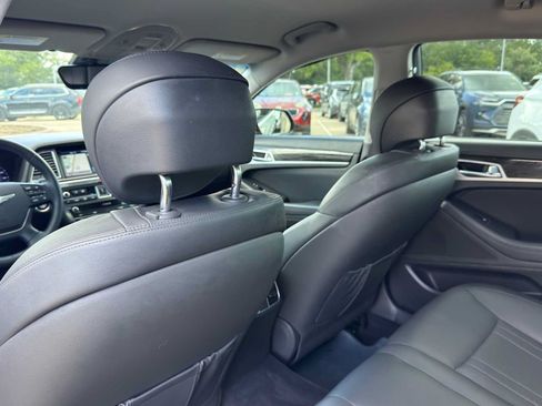 Used 2020 Genesis G80 3.8 RWD image 30