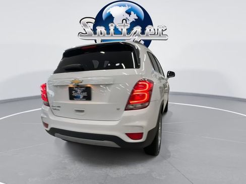 Used 2019 Chevrolet Trax LT w/ LT Convenience Package image 8