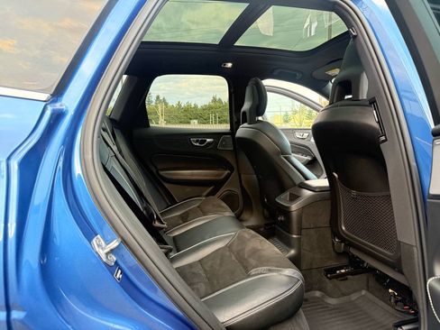 Used 2018 Volvo XC60 T8 R-Design w/ Convenience Package AWD/4WD image 63