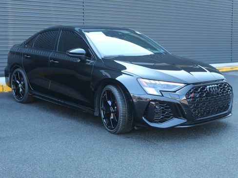 Used 2023 Audi RS 3 image 10
