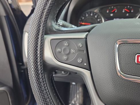 Used 2022 GMC Terrain SLT w/ Infotainment Package II image 15