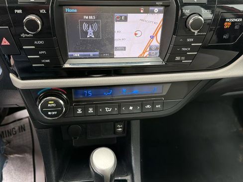 Used 2015 Toyota Corolla LE w/ Driver Convenience Package image 13