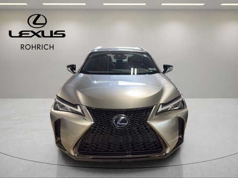 Used 2019 Lexus UX 250h F Sport AWD/4WD image 2