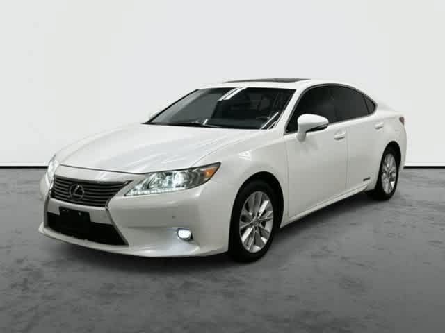 Used 2015 Lexus ES 300h w/ Navigation System Package FWD image 1