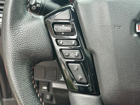 Used 2024 Nissan Frontier PRO-4X w/ Pro Premium Package AWD/4WD image 18