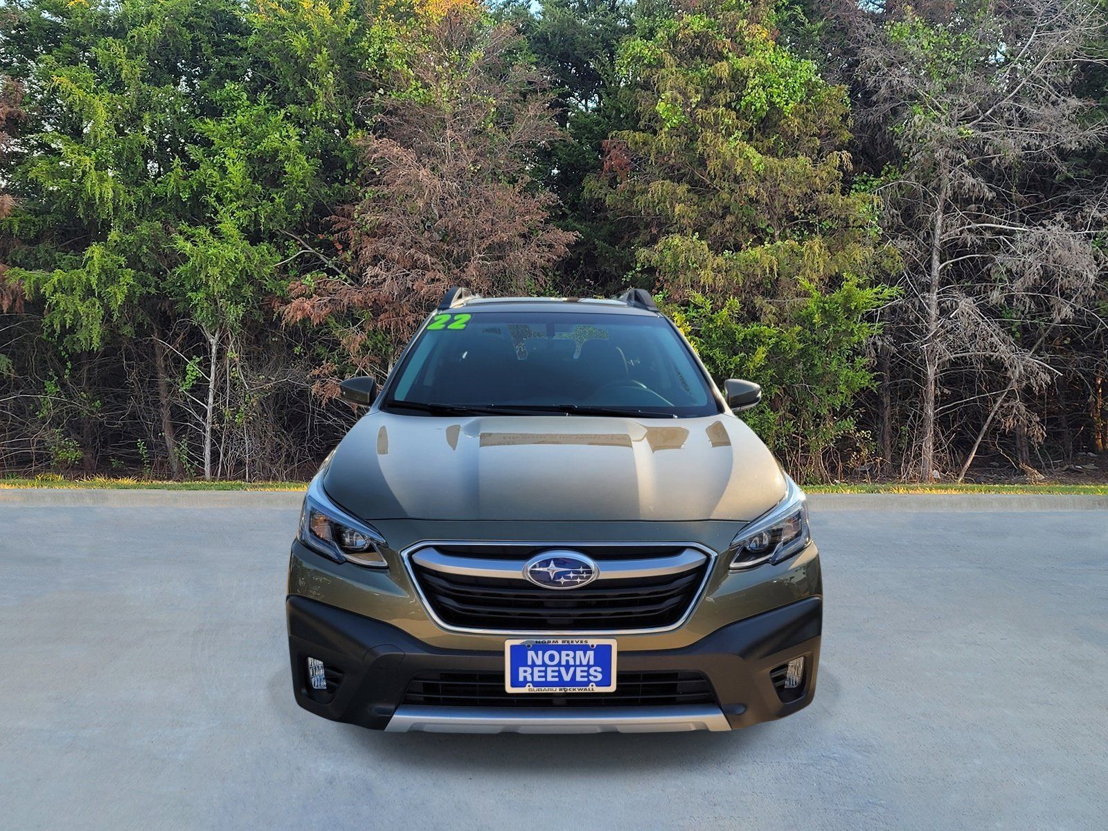 Certified 2022 Subaru Outback Limited w/ Popular Package #2 AWD/4WD image 2