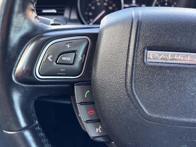 Used 2017 Land Rover Range Rover Evoque SE AWD/4WD image 19