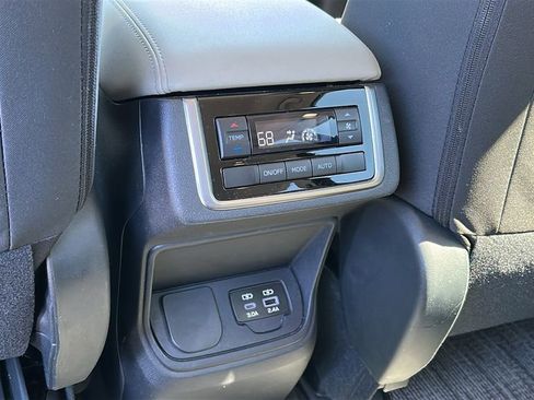 Certified 2025 Subaru Ascent Premium AWD/4WD image 25