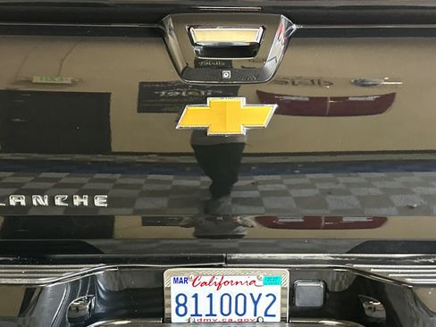 Used 2013 Chevrolet Avalanche LT w/ Texas Edition RWD image 42
