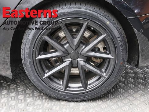 Used 2018 Tesla Model 3 Long Range image 8