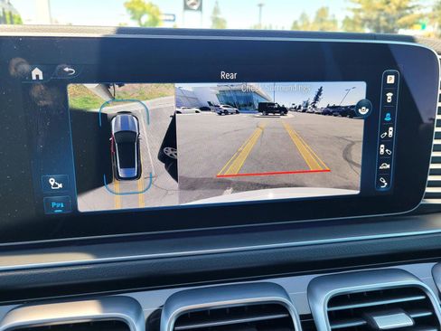 Used 2024 Mercedes-Benz GLE 450 4MATIC image 14