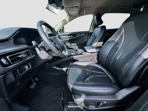 Used 2023 Lincoln Nautilus AWD image 21