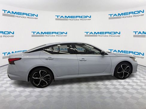 Used 2024 Nissan Altima 2.5 SR w/ SR Premium Package image 6