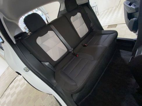 Used 2024 Chevrolet Trax LS w/ LS Convenience Package FWD image 10
