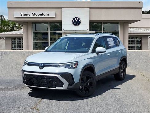 New 2025 Volkswagen Taos SEL image 1