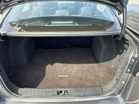 Used 2025 Nissan Versa SV FWD image 14