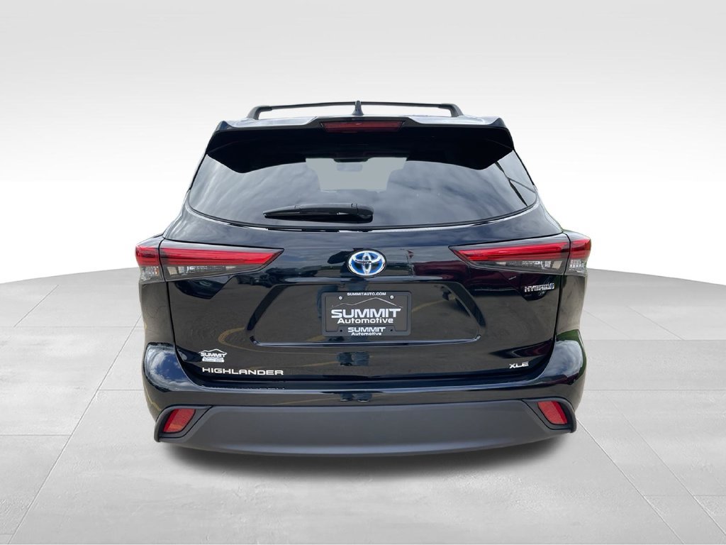 Used 2023 Toyota Highlander XLE AWD/4WD image 27