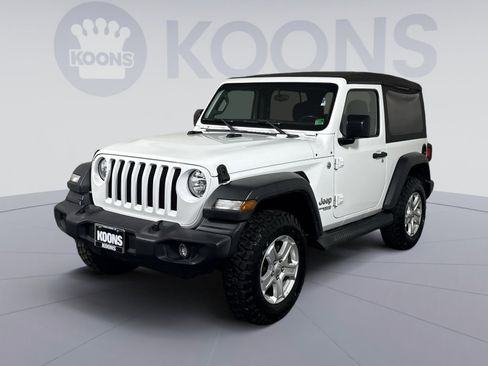Used 2020 Jeep Wrangler Sport image 1