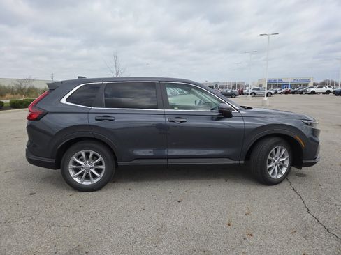 Used 2023 Honda CR-V EX image 17