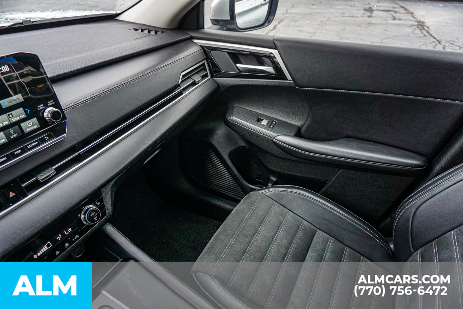 Used 2024 Mitsubishi Outlander SE FWD image 46