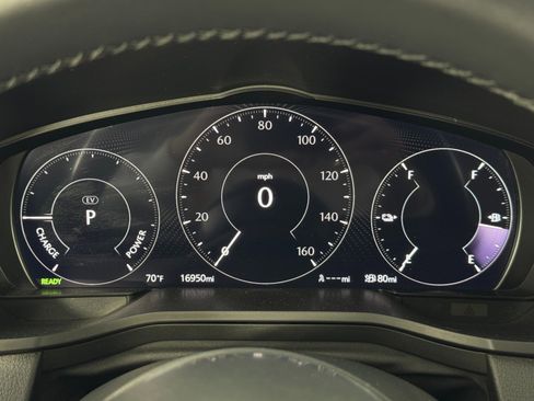 Used 2024 MAZDA CX-90 Plug-In Hybrid w/ Preferred image 18