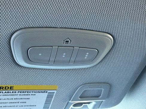 Used 2023 Jeep Grand Cherokee Limited image 33