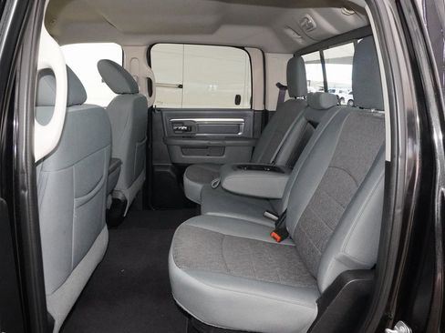 Used 2017 RAM 1500 Lone Star image 28