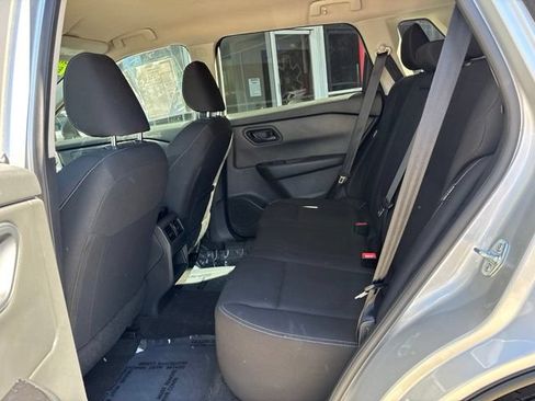 Used 2024 Nissan Rogue S FWD image 20