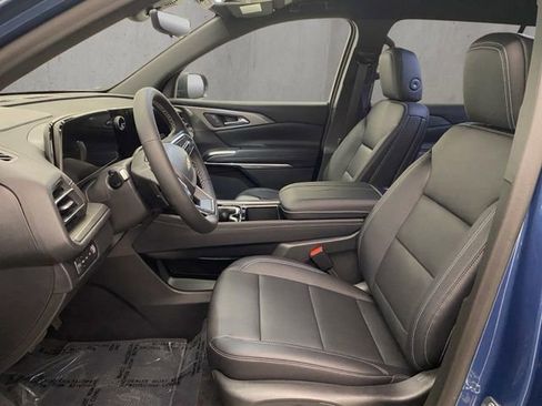 New 2026 Chevrolet Traverse LT w/ Driver Confidence Package AWD/4WD image 14
