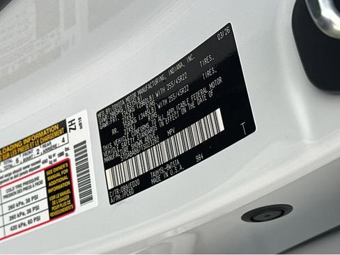 New 2026 Lexus TX 500h AWD image 28