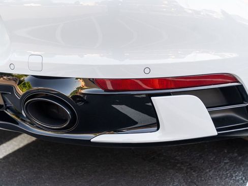 Used 2023 Porsche 911 Carrera S RWD image 16