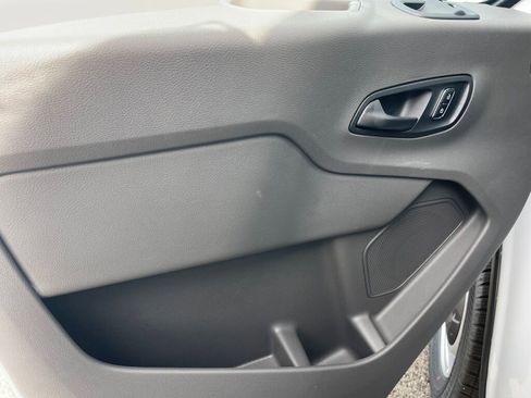 New 2025 Ford Transit 350 148 Medium Roof image 7
