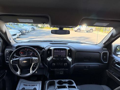 Used 2020 Chevrolet Silverado 1500 LT RWD image 30