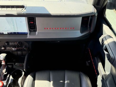 Used 2023 Ford Bronco Raptor AWD/4WD image 11