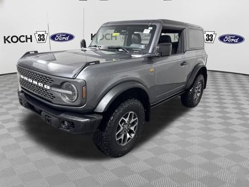 Used 2023 Ford Bronco Badlands image 3