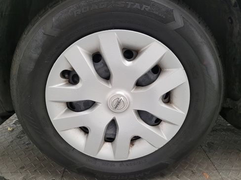 Used 2020 Nissan Rogue Sport S image 31