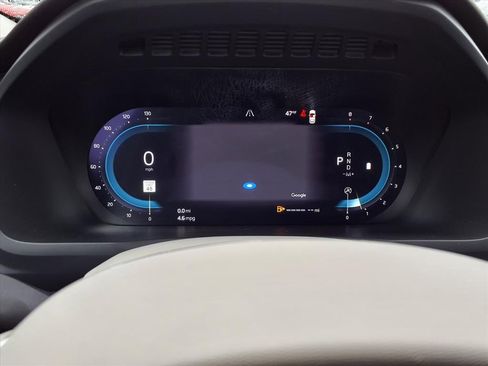 Used 2023 Volvo XC90 B6 Plus image 16