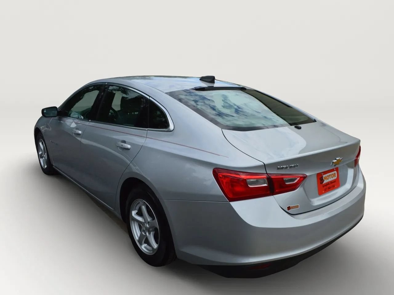 Used 2017 Chevrolet Malibu LS FWD image 6