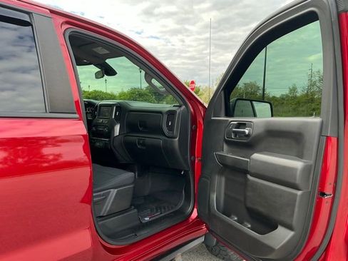 Used 2021 Chevrolet Silverado 1500 Custom Trail Boss w/ Safety Confidence Package AWD/4WD image 18